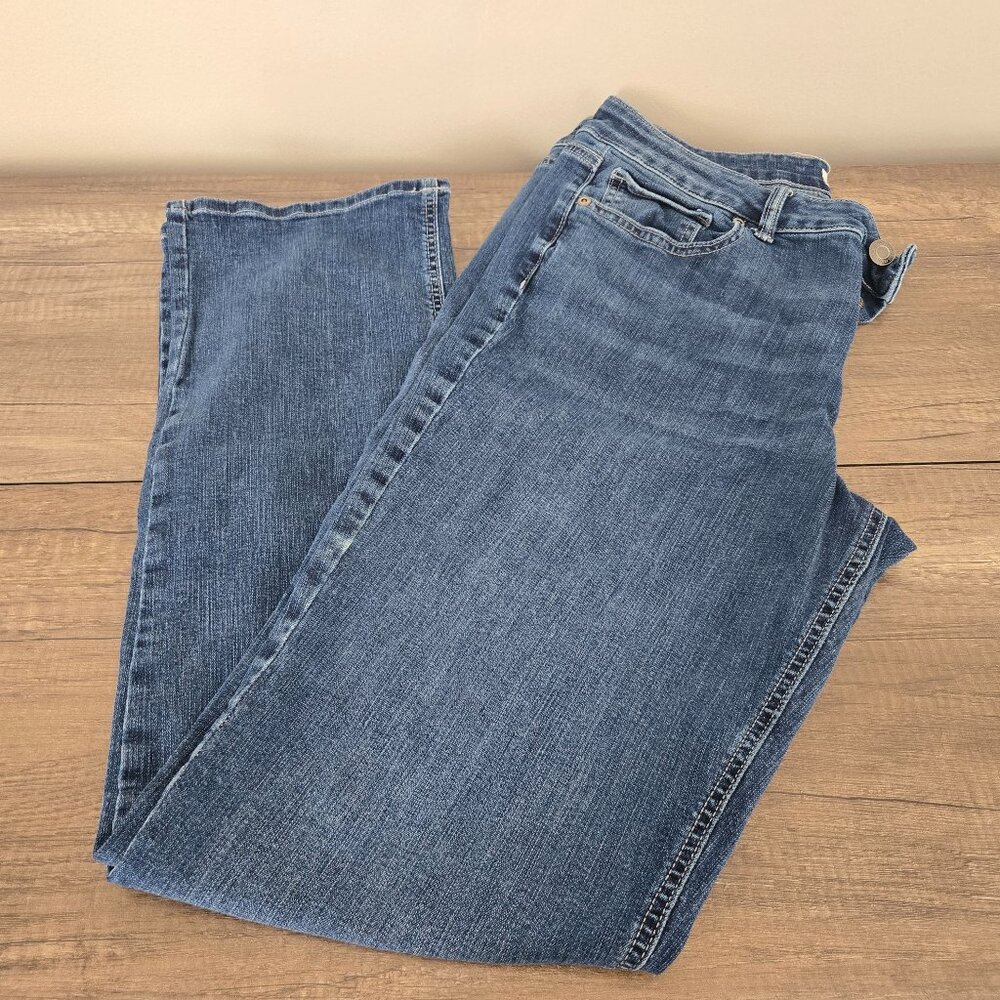 ✨ m jeans by maurices™ Classic Mid Rise Straight Leg Jeans ✨
